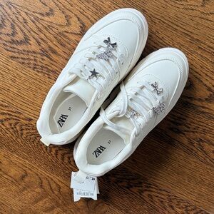 Zara Girls White Platform Sneakers with Silver Star & Bow Charms